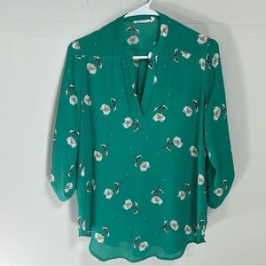 Lush Green and White 3/4 Length Sleeve V Neck Floral Lightweight Blouse Size M